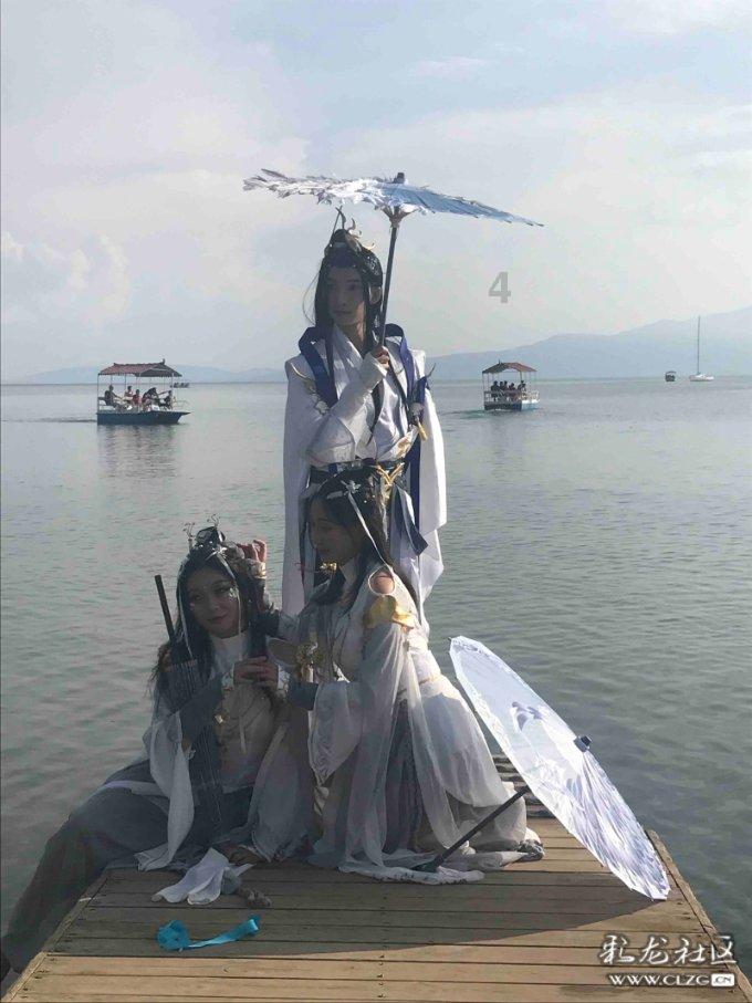 《桃色凶车》,美女秘书开老板豪车外出厮混,却落入老板的阴谋中